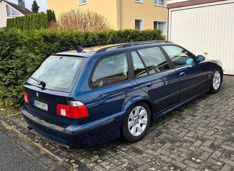 Gebraucht BMW 540 M Sport 286 PS (210 kW) 1999 Blau Kombi