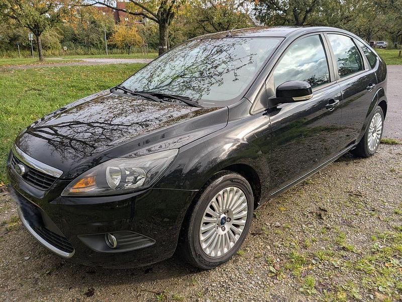 Gebraucht 2009 Ford Focus Titanium Limousine | 2.300 € (Guter Preis) - Bild 1/4