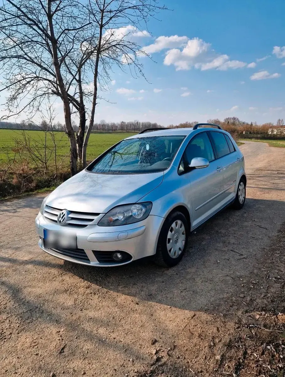 Gebraucht VW Golf 140 PS (102 kW) 2008 Silber Van / Kleinbus