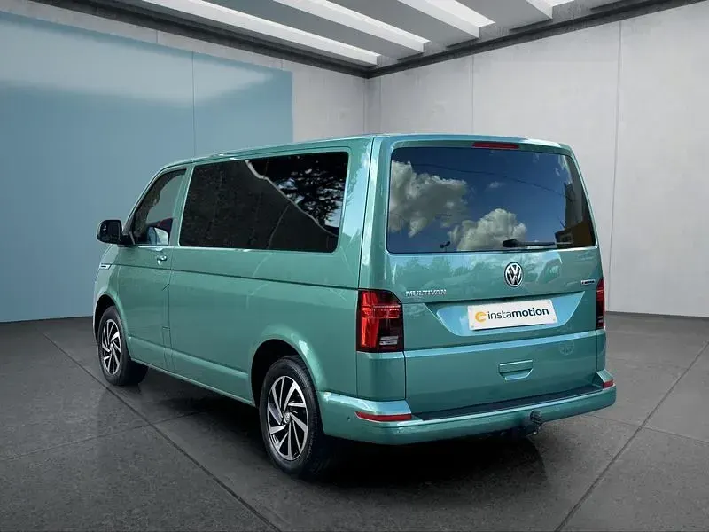 Second-hand VW Multivan 204 CP (150 kW) 2022 Andere Monovolum