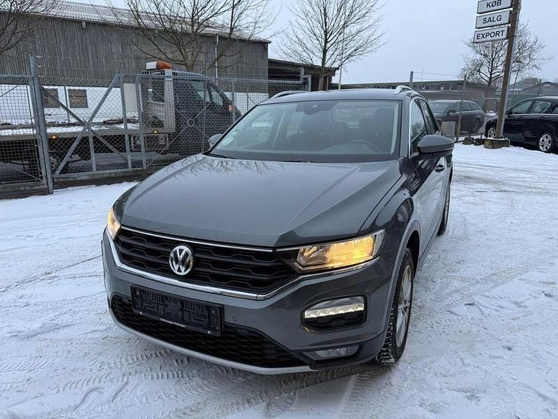 Grau Gebraucht 2018 VW T-Roc Style SUV | 12.700 € (Superpreis) - Bild 1/4