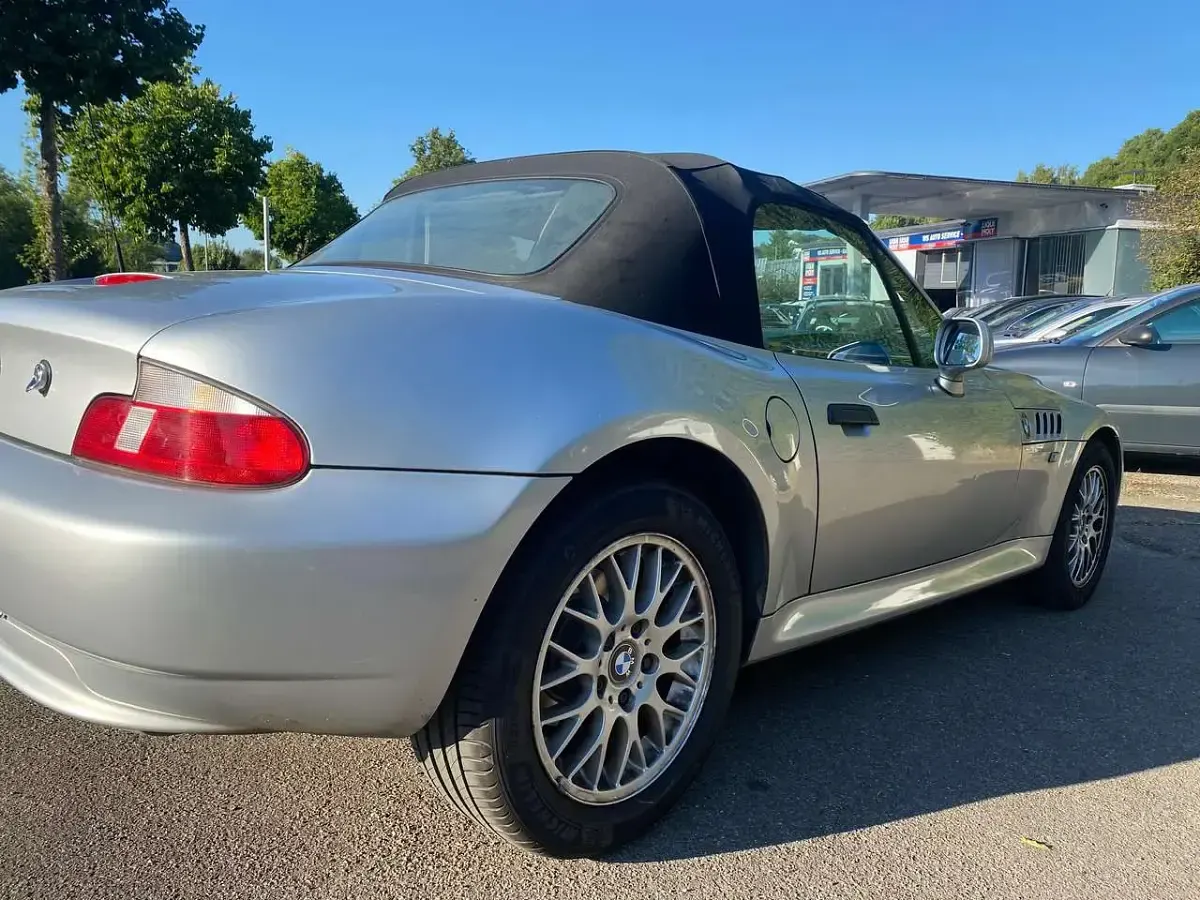 Gebraucht BMW Z3 118 PS (86 kW) 2002 Titansilber metallic Cabrio