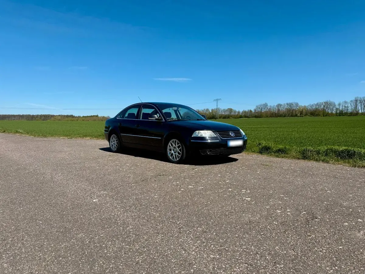Gebraucht VW Passat 275 PS (202 kW) 2004 Schwarz Limousine