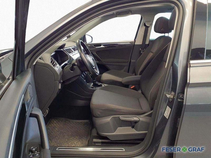 Gebraucht VW Tiguan Sound 150 PS (110 kW) 2018 Grau SUV