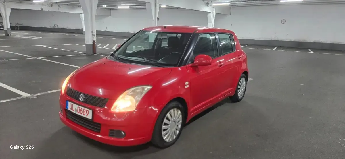 Gebraucht Suzuki Swift 95 PS (69 kW) 2008 Rot Kleinwagen