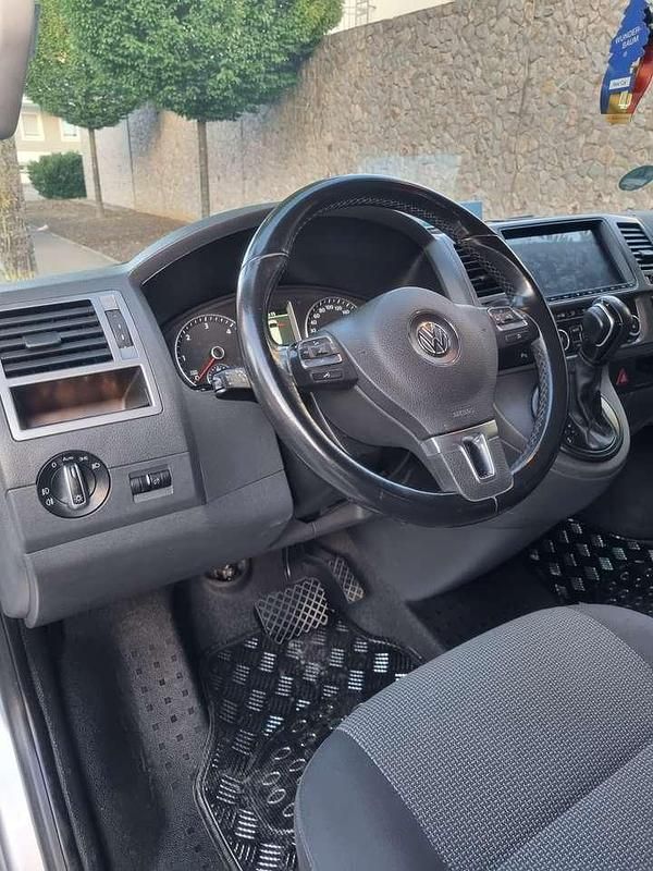 Gebraucht VW T5 Comfortline 179 PS (131 kW) 2014 Silber Van