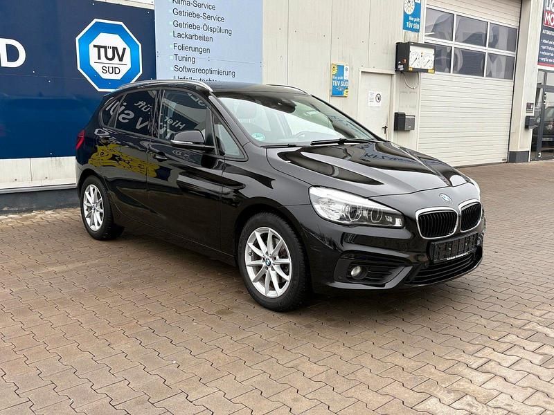 Gebraucht BMW 220 Advantage 192 PS (141 kW) 2017 Schwarz Kombi