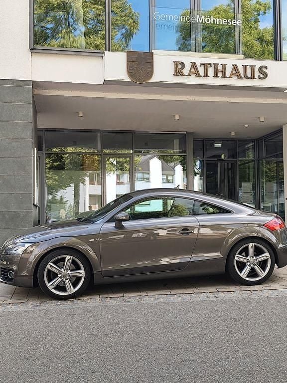 Grau Gebraucht 2011 Audi TT Sport Coupé | 16.800 € (Fairer Preis) - Bild 1/4