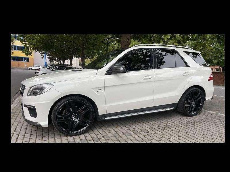 Gebraucht Mercedes ML350 258 PS (189 kW) 2012 Weiß SUV
