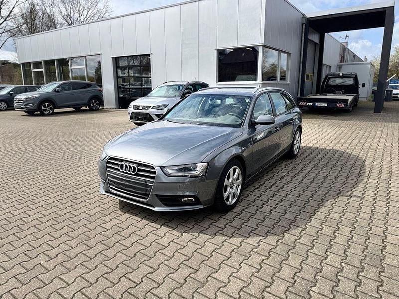 Gebraucht Audi A4 Ambition 150 PS (110 kW) 2014 Grau Kombi