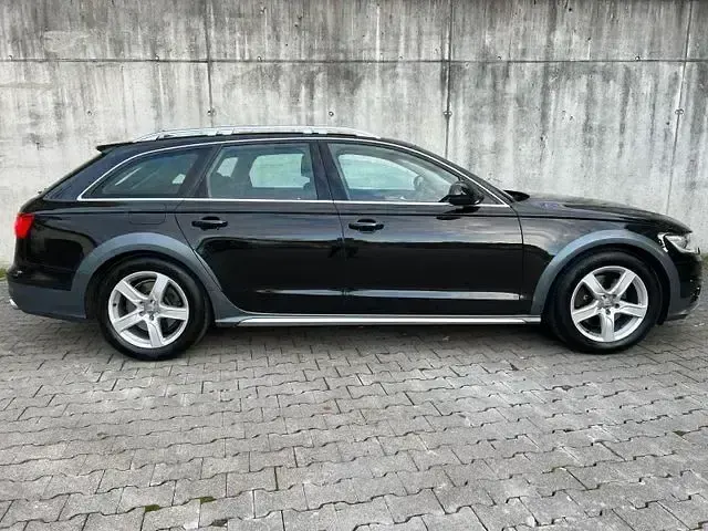 Używany Audi A6 Allroad 245 KM (180 kW) 2014 Czarny Kombi