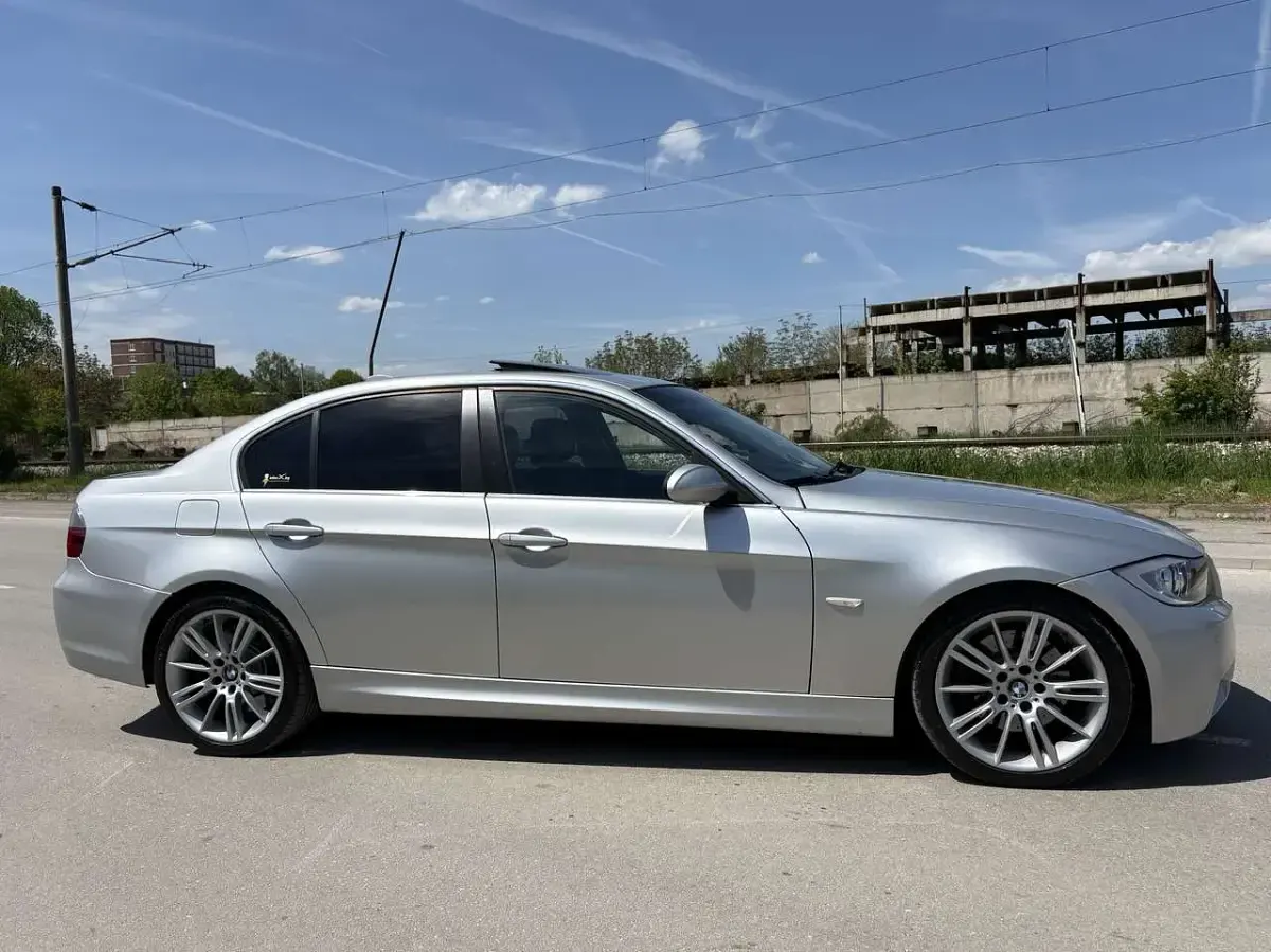 Używany BMW 325 Performance 197 KM (144 kW) 2007 Sedan/Limuzyna