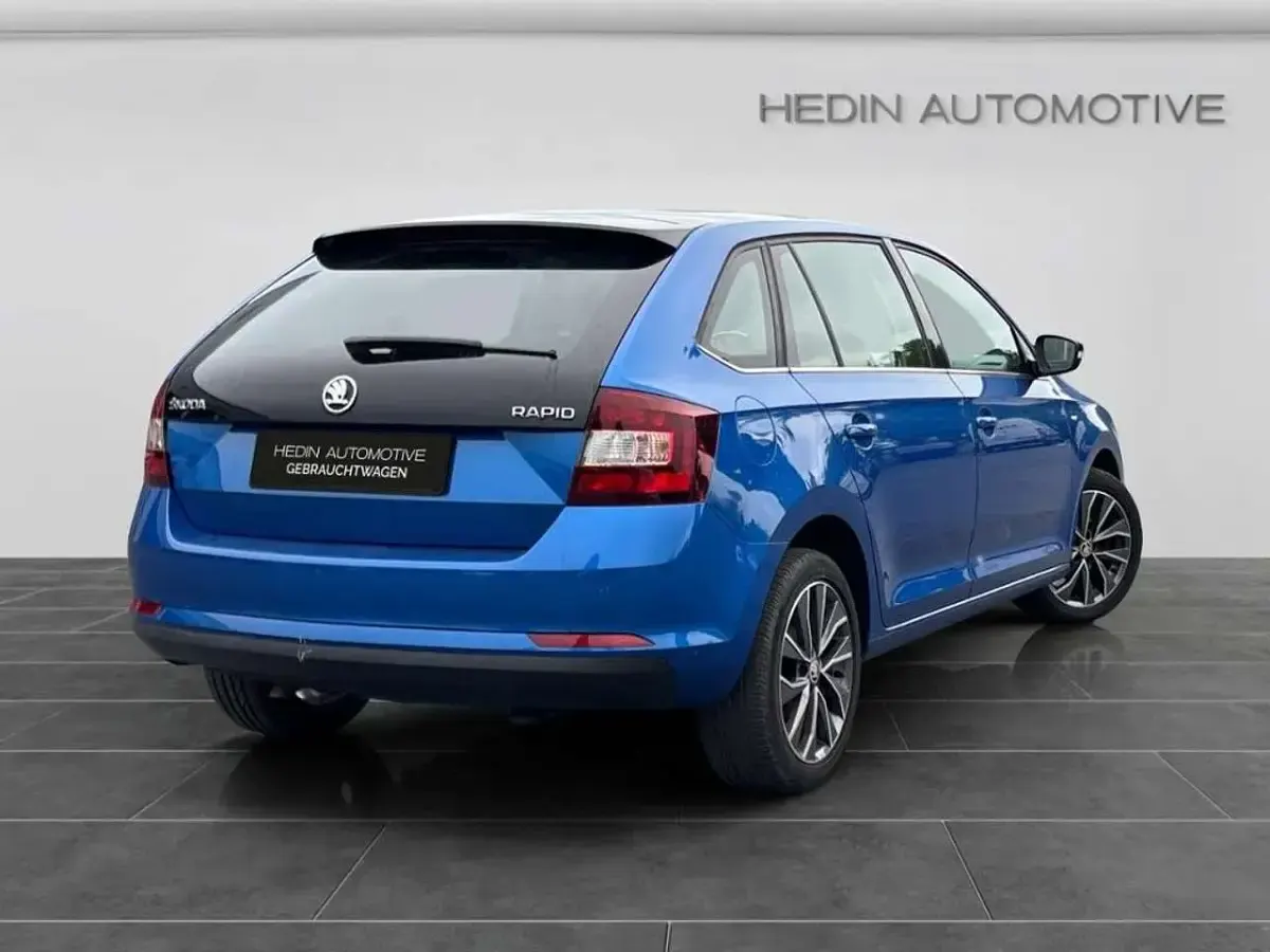Gebraucht Skoda Rapid Drive 95 PS (69 kW) 2017 Blau Kleinwagen