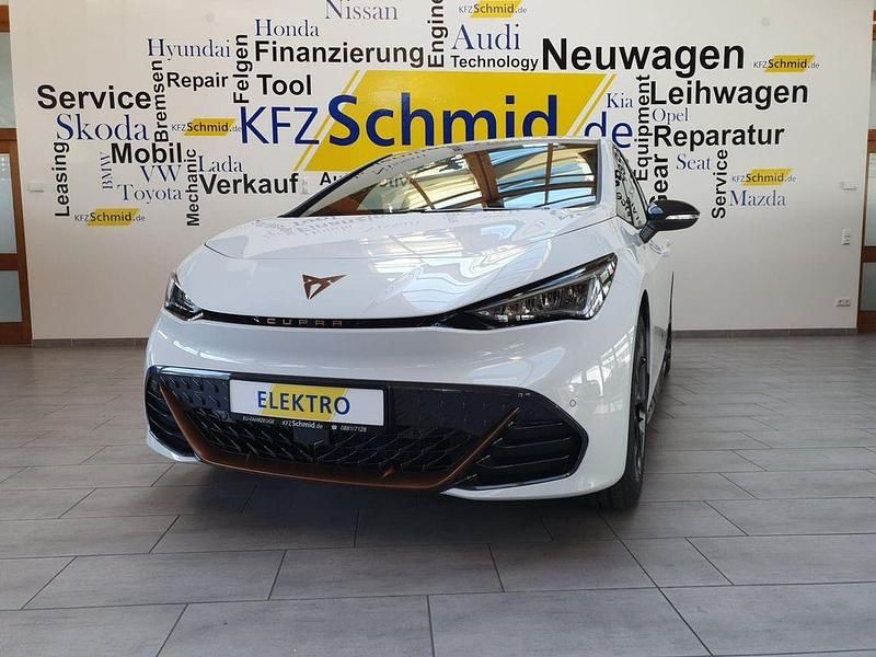 Weiß Gebraucht 2023 Cupra Born Kleinwagen | 32.800 € (Teuer) - Bild 1/4