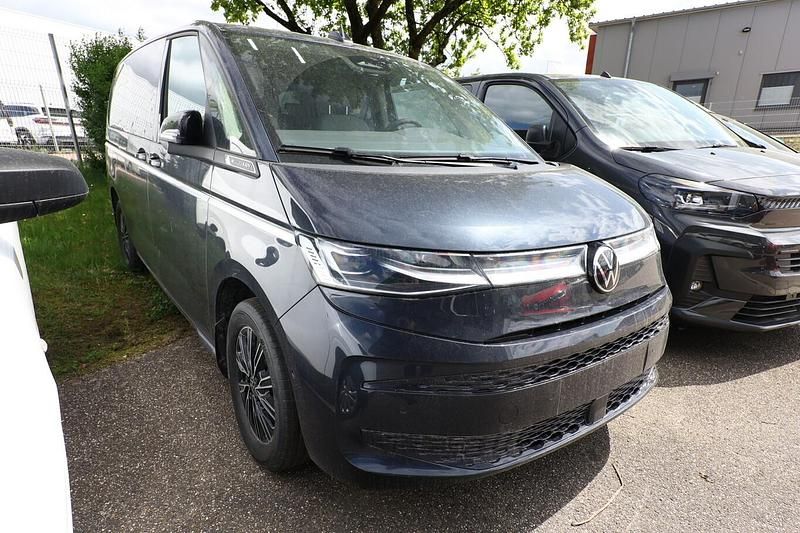 Nuova VW T7 Style 150 CV (110 kW) 2026 Blu Furgone