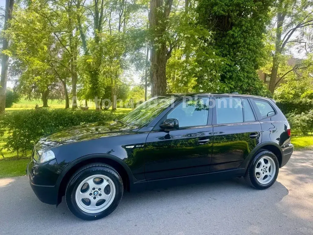 Gebraucht BMW X3 Basis 177 PS (130 kW) 2010 Schwarz SUV