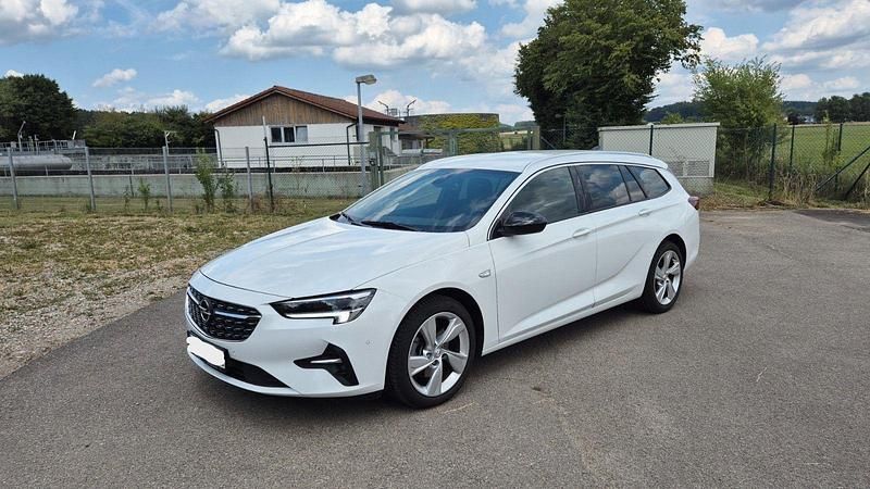 Weiß Gebraucht 2021 Opel Insignia GS Line Kombi | 24.800 € (Fairer Preis) - Bild 1/4