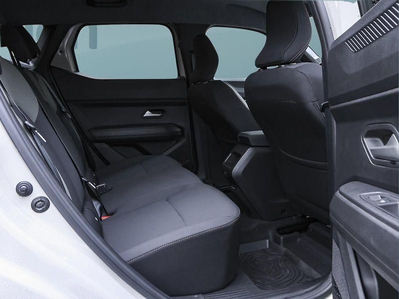 Gebraucht Dacia Duster 131 PS (96 kW) 2024 Beige SUV