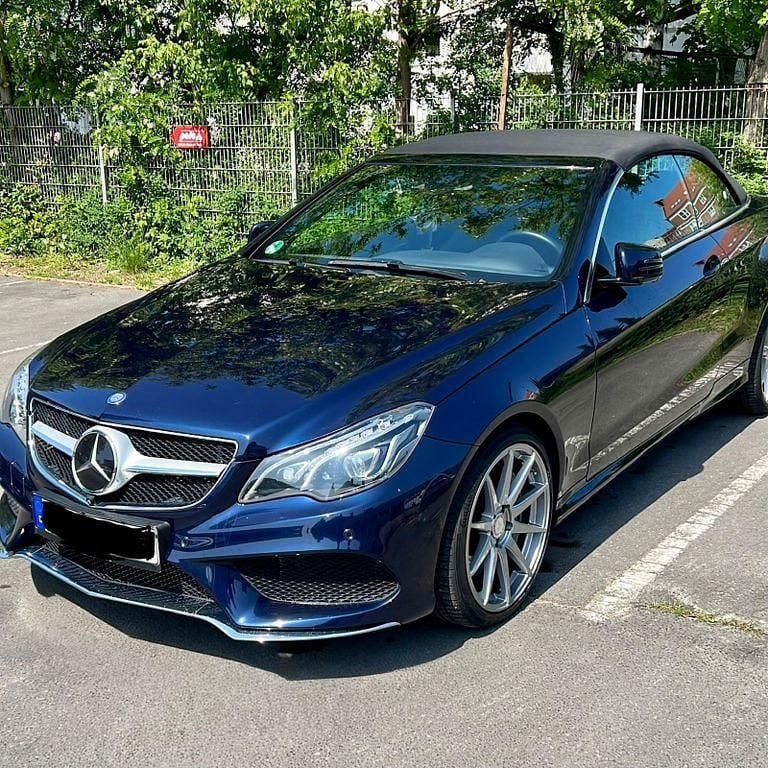 Gebraucht Mercedes E500 408 PS (300 kW) 2013 Blau Cabrio