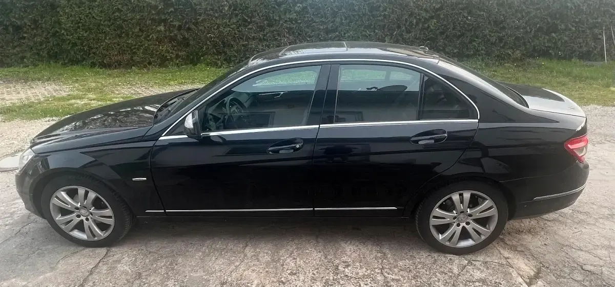 Gebraucht Mercedes C180 Avantgarde 109 PS (80 kW) 2007 Schwarz Limousine