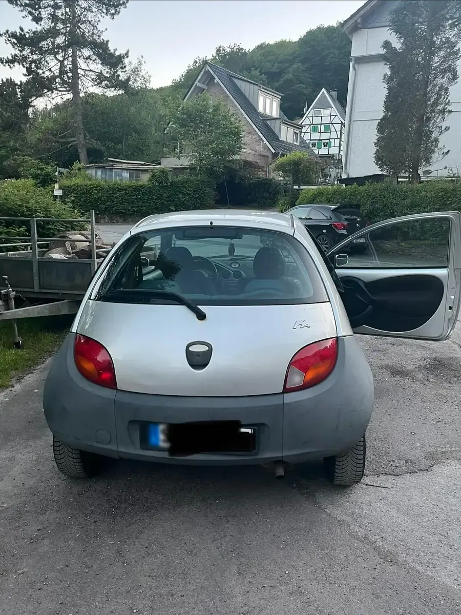 Gebraucht Ford Ka 60 PS (44 kW) 2006 Silber Kleinwagen