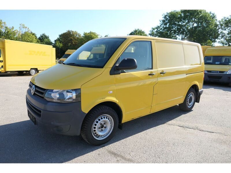 Gebraucht VW T5 84 PS (61 kW) 2011 Ginstergelb r1032 Van