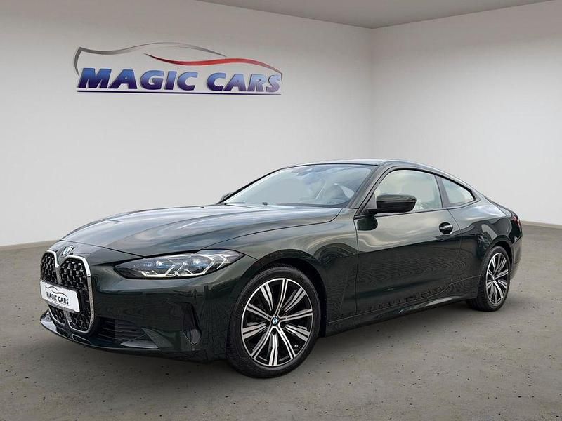 San remo green (metallic) Gebraucht 2022 BMW 420 Sport Line Coupé | 37.900 € (Fairer Preis) - Bild 1/4