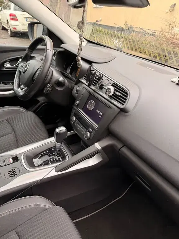 Używany Renault Kadjar Bose Edition 131 KM (96 kW) 2016 Czarny SUV
