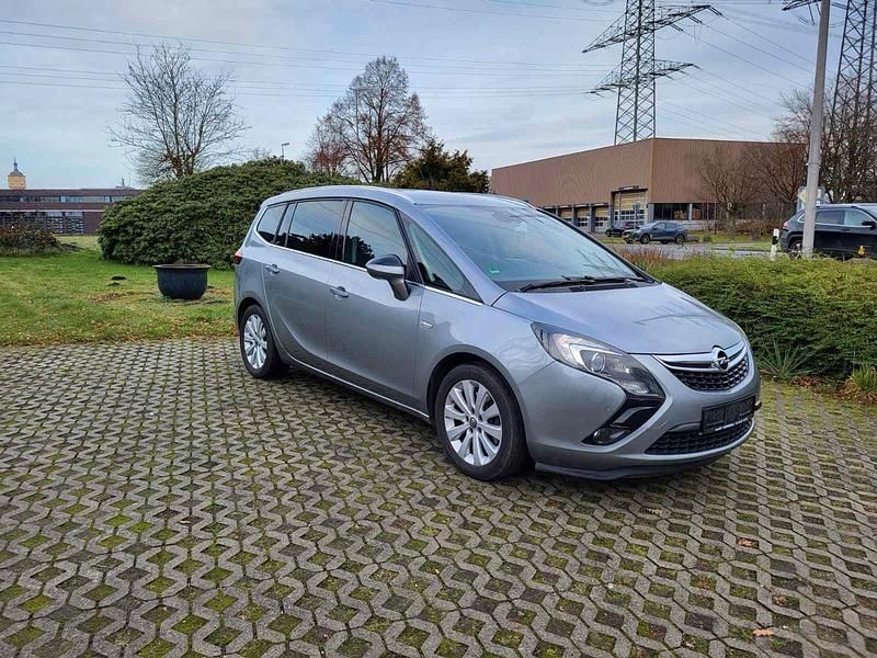 Grau Gebraucht 2015 Opel Zafira Van / Kleinbus | 7.500 € (Fairer Preis) - Bild 1/4