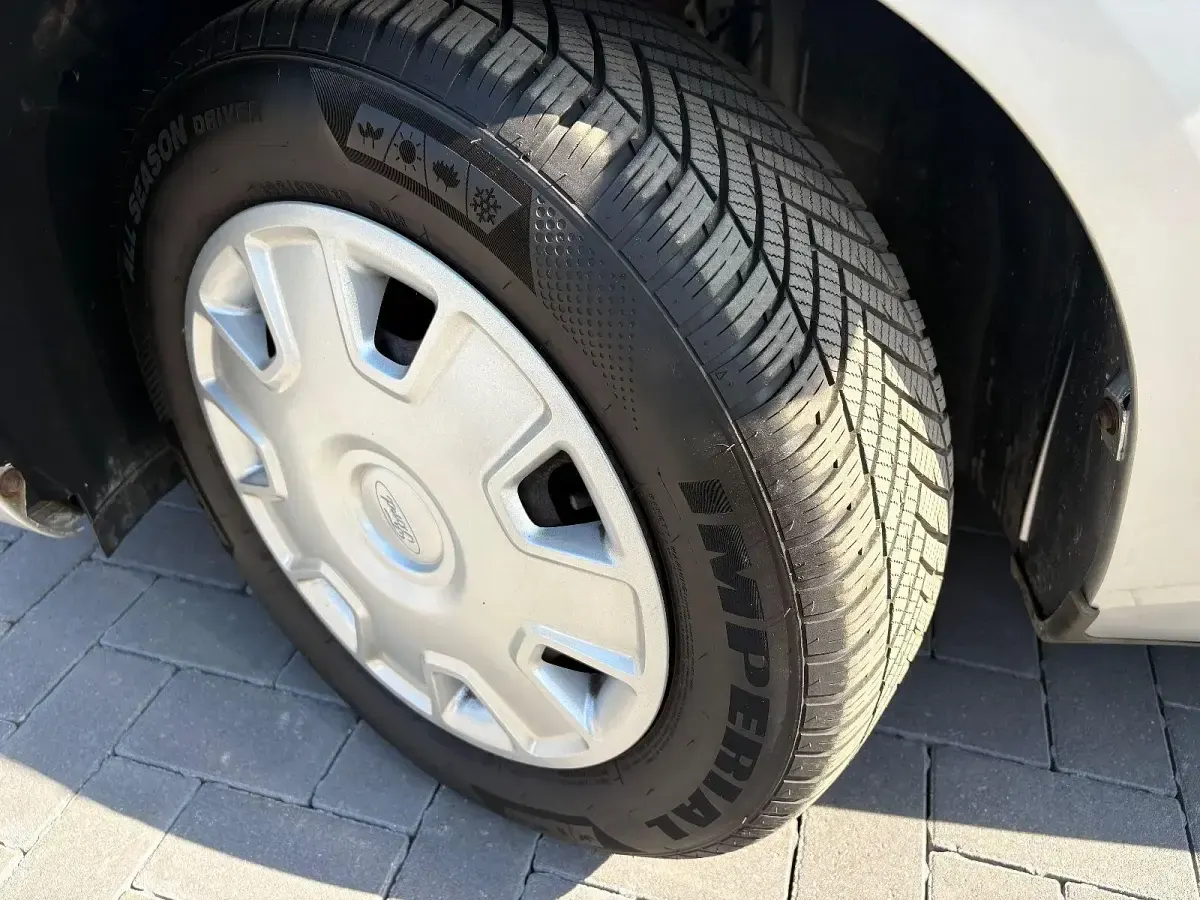 Gebraucht Ford Focus Style 101 PS (74 kW) 2009 Silber Kombi
