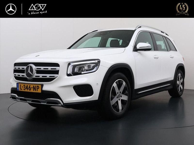 Weiß Gebraucht 2021 Mercedes GLB200 Business SUV | 32.762 € (Fairer Preis) - Bild 1/4