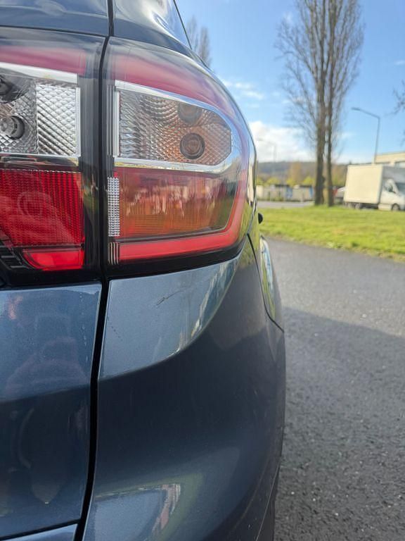 Gebraucht Ford Kuga Titanium 150 PS (110 kW) 2019 Blau SUV