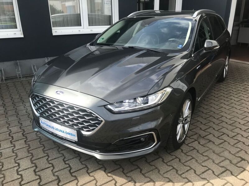 Grau Gebraucht 2021 Ford Mondeo Vignale Kombi | 29.299 € (Teuer) - Bild 1/3