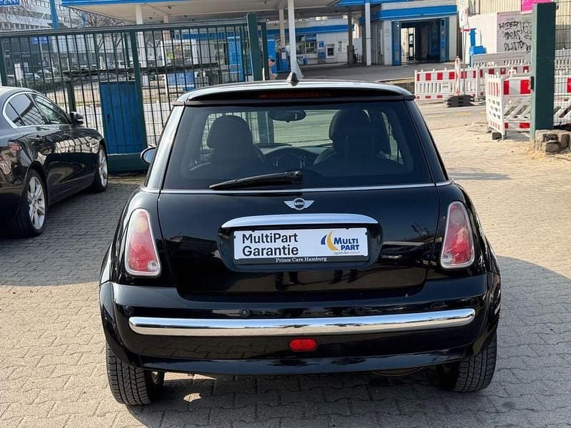 Gebraucht Mini One D 75 PS (55 kW) 2005 Schwarz Kleinwagen