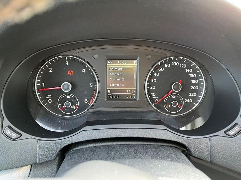 Gebraucht VW Sharan 170 PS (125 kW) 2013 Weiß Van / Kleinbus