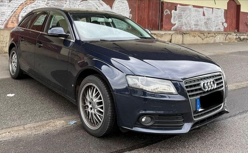 Gebraucht Audi A4 143 PS (105 kW) 2009 Blau Kombi