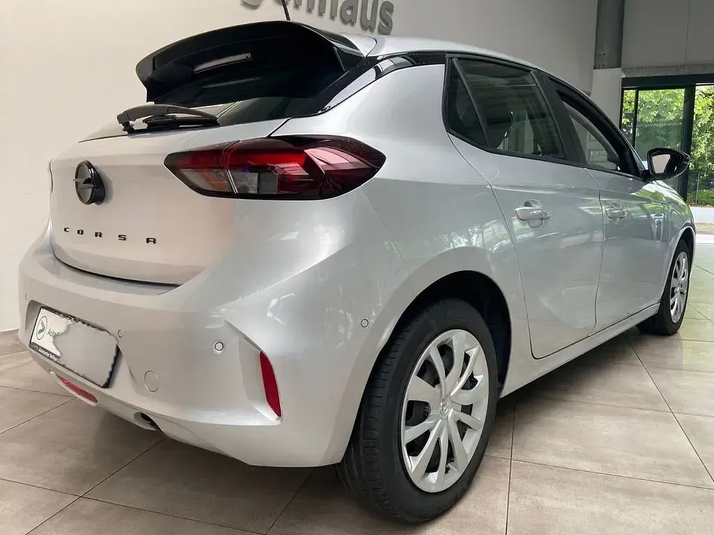 Gebraucht Opel Corsa 101 PS (74 kW) 2025 Silber metallic Kleinwagen