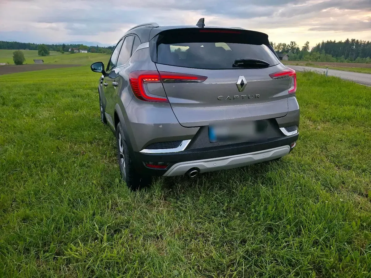 Gebraucht Renault Captur Edition One 131 PS (96 kW) 2020 Silber SUV