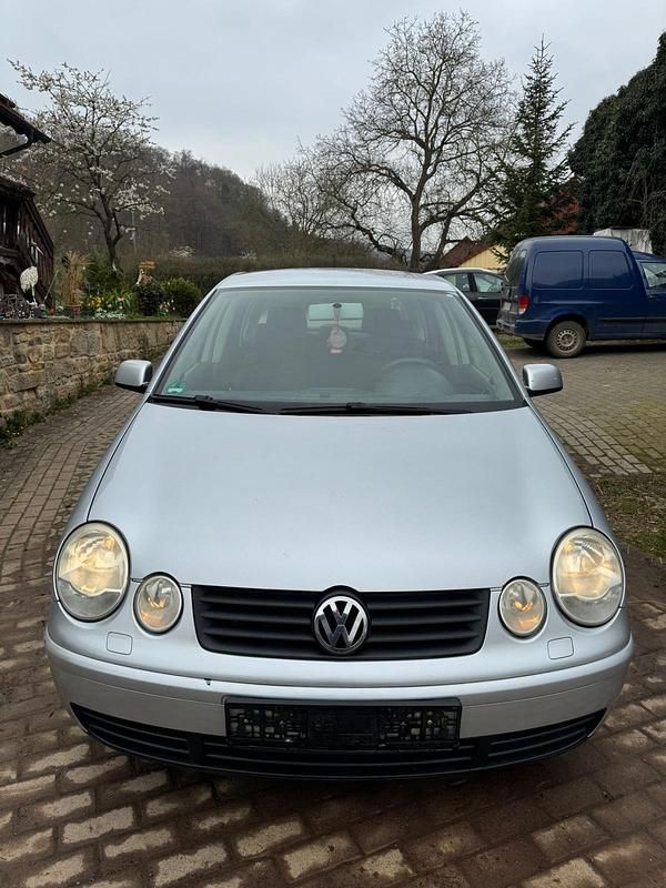 Brugt VW Polo 75 HK (55 kW) 2003 Sølv Hatchback