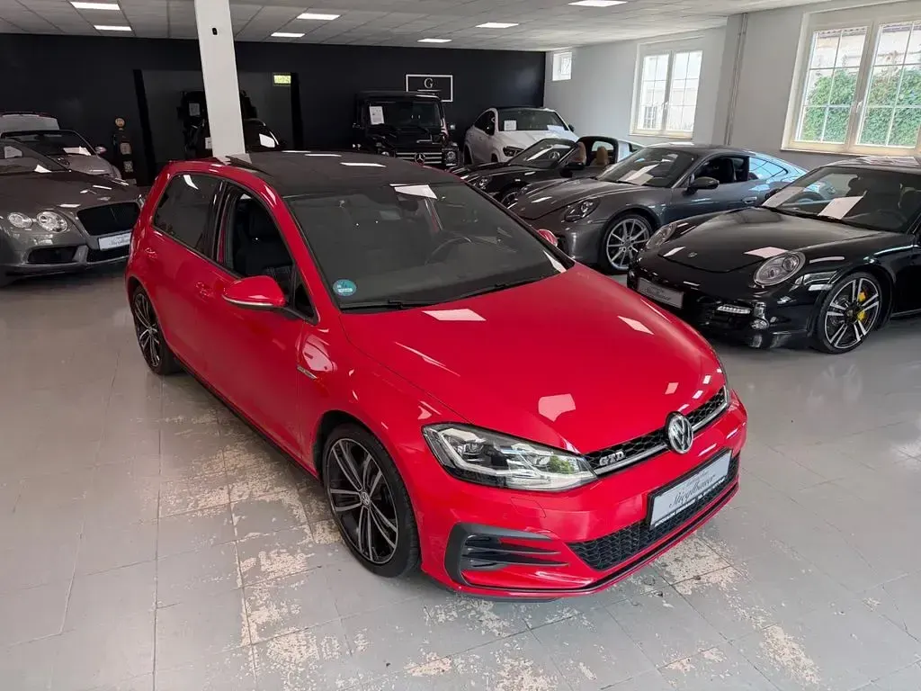 Gebraucht VW Golf VII GTD 184 PS (135 kW) 2018 Rot Limousine