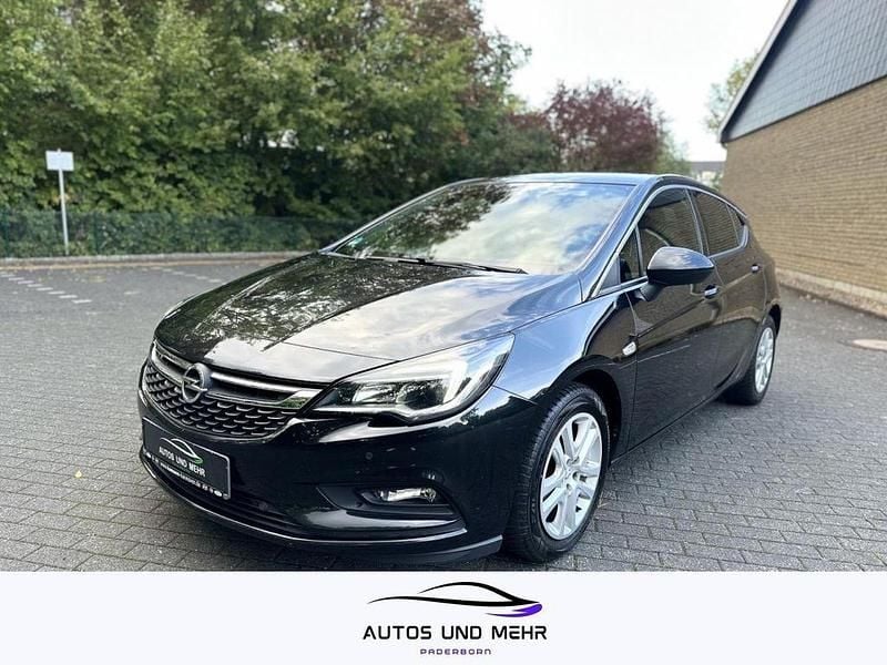 Grau Gebraucht 2016 Opel Astra Dynamic Limousine | 8.999 € (Superpreis) - Bild 1/4