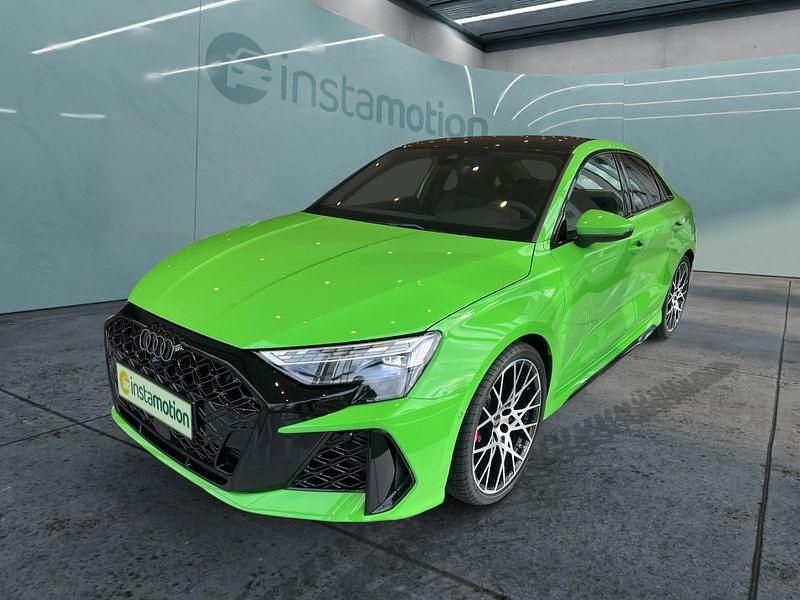 Grün Gebraucht 2025 Audi RS3 Kleinwagen | 73.699 € - Bild 1/4
