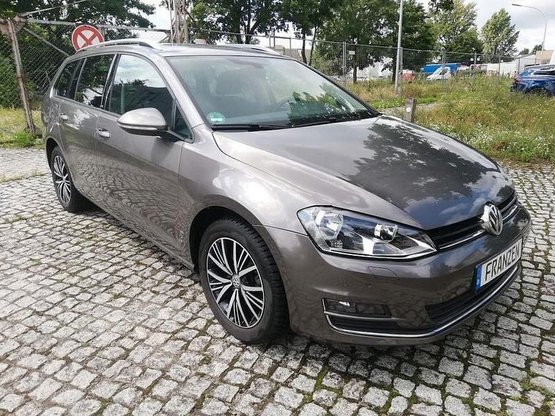 Grau Gebraucht 2016 VW Golf VII Allstar Kombi | 11.900 € (Superpreis) - Bild 1/4