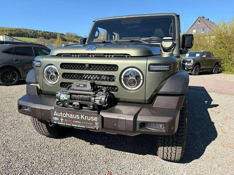 Neu BAW 212 166 PS (122 kW) 2026 Grün SUV