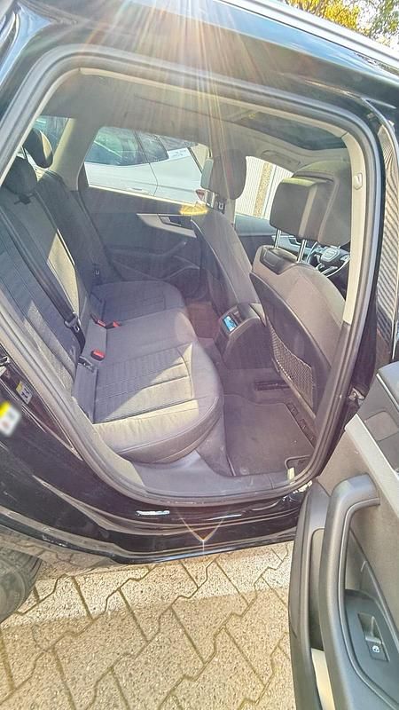 Gebraucht Audi A4 150 PS (110 kW) 2017 Schwarz Kombi