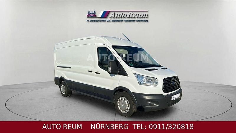 Gebraucht Ford Transit Trend 170 PS (125 kW) 2019 Weiß Van / Kleinbus