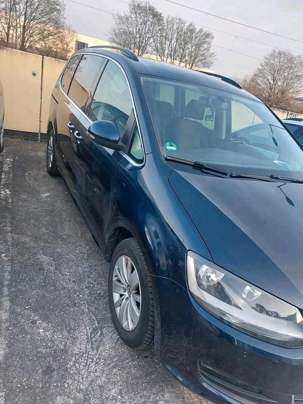 Gebraucht VW Sharan 140 PS (102 kW) 2011 Blau Van / Kleinbus