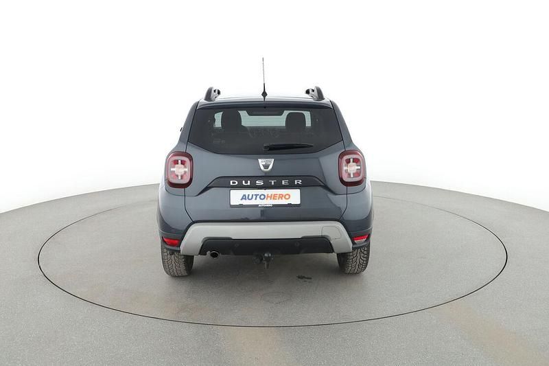 Gebraucht Dacia Duster Prestige 114 PS (83 kW) 2019 Grau SUV