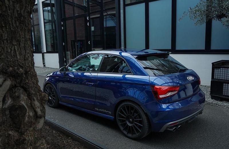 Blau Gebraucht 2016 Audi S1 Sport Kleinwagen | 17.500 € - Bild 1/4