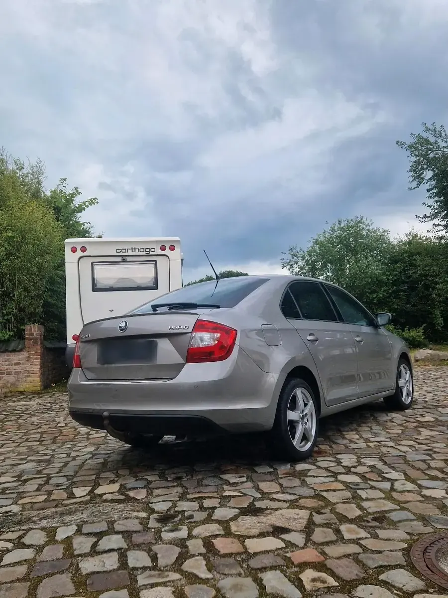 Gebraucht Skoda Rapid 122 PS (89 kW) 2013 Beige Kleinwagen